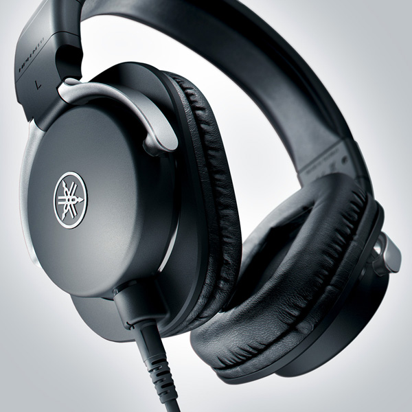 Yamaha HPH-MT8 Studio Monitor Headphones